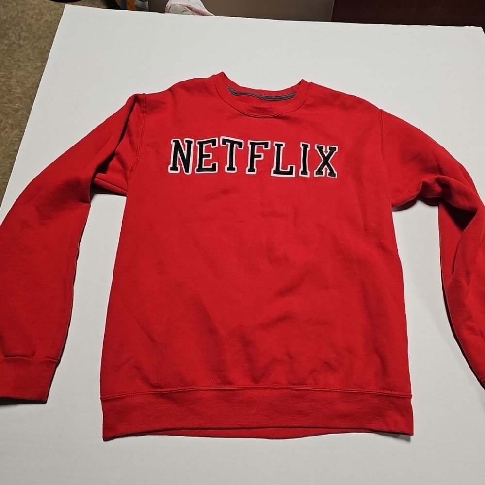 Red Netflix Sweatshirt SZ Small